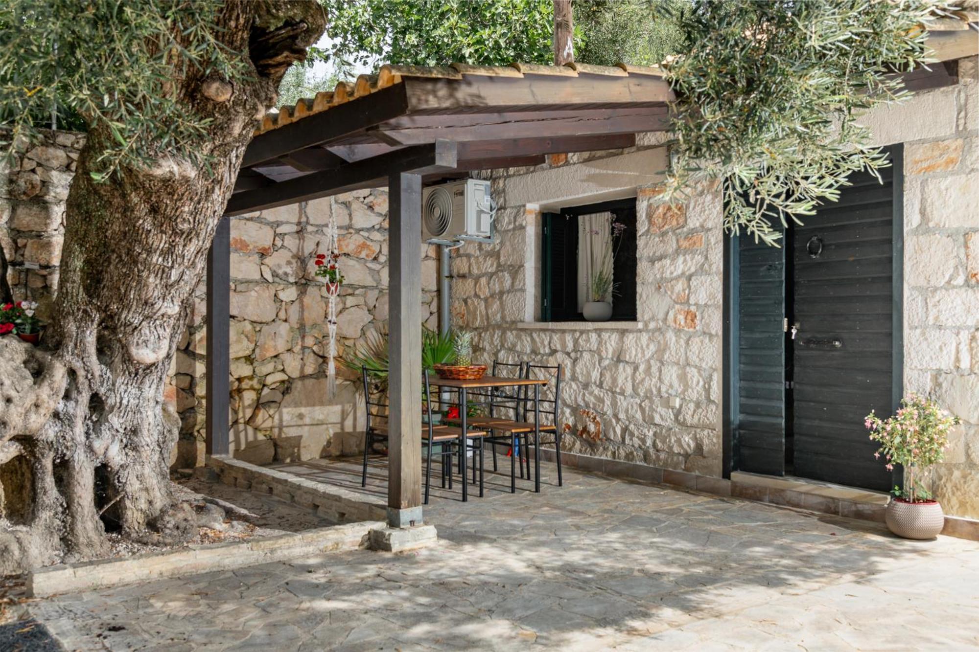 Orama Stone Apartments - Authentic Hospitality In A Historical Location, By Zantewize Exterior foto